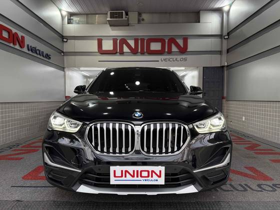 BMW X1 2.0 16V TURBO ACTIVEFLEX SDRIVE20I X-LINE 4P AUTOMÁTICO